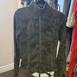Women’s Olive Green Camo Zip-Up Jacket